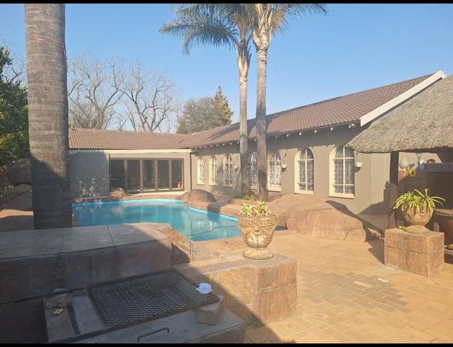 4 BEDROOM HOUSE FOR SALE IN PRESIDENTSDAM